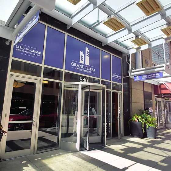 Grand Plaza building exterior, 545 N Dearborn, Chicago