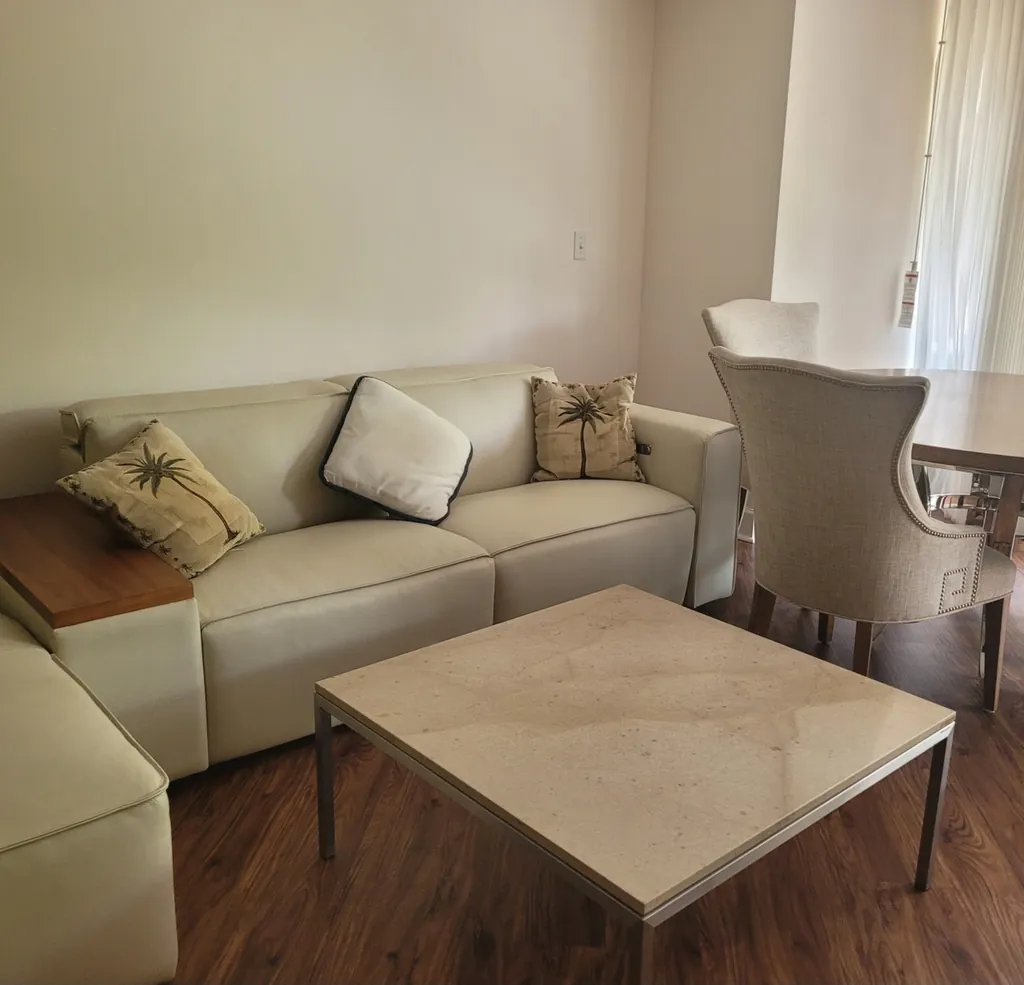 Unit W907 — Luxury vinyl plank (LVP) flooring throughout